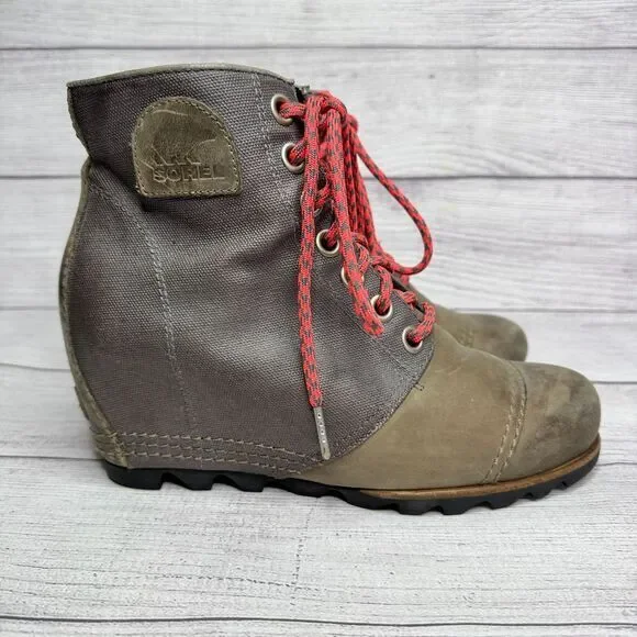 Sorel 1964 Premium Wedge Boots size 9 Canvas Leather Lace Up Waterproof Boots - Picture 1 of 6